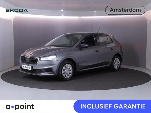 Skoda Fabia 1.0 TSI Ambition 95 pk | Navigatie via App | Parkeersensoren achter | Cruise control | L...