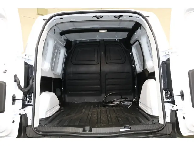 Nissan Townstar N-Connecta L1 45 kWh