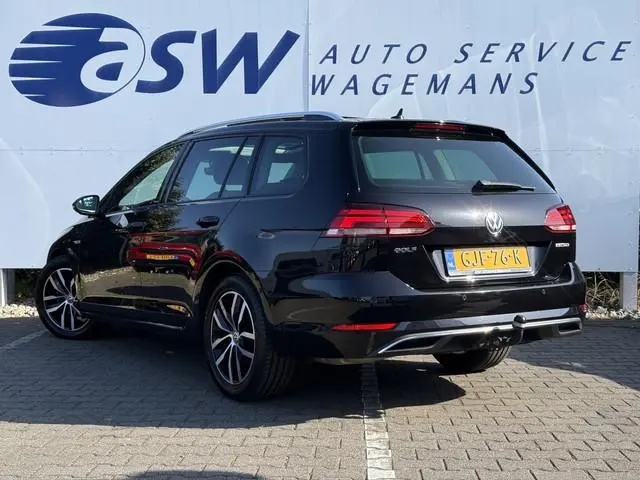 Volkswagen Golf Variant 1.5 TSI Highline | Pano | Trekhaak | ACC | Camera | LED | Keyless