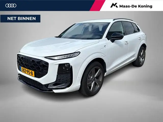 Audi Q3 1.5 200kW e-hybrid 272pk S edition · Camera · Apple/Android Car Play · Stoel & Stuurwiel ver...