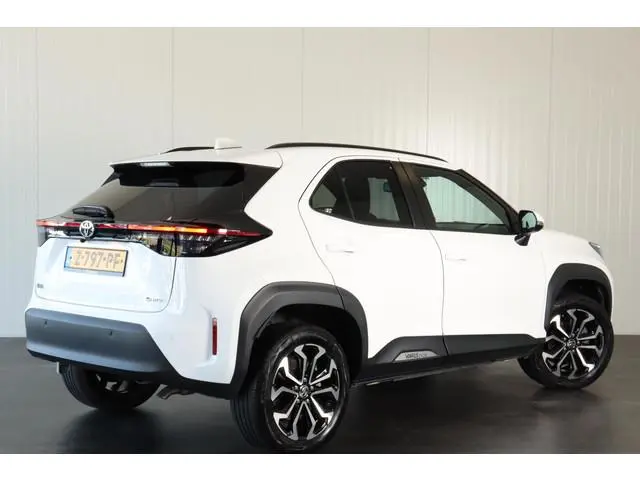 Toyota Yaris Cross 1.5 Hybrid 115 First Edition, Parkeersensoren