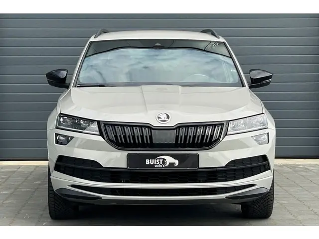 ŠKODA Karoq 1.5 TSI ACT 150pk DSG Sportline LED 19" KEYLESS WINTERPAKKET