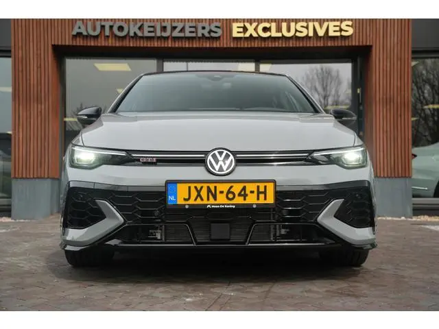 Volkswagen Golf 2.0 TSI GTI Facelift IQ LED Sfeerverlichting Harman/Kardon Carplay Stuurverw. 19"LM