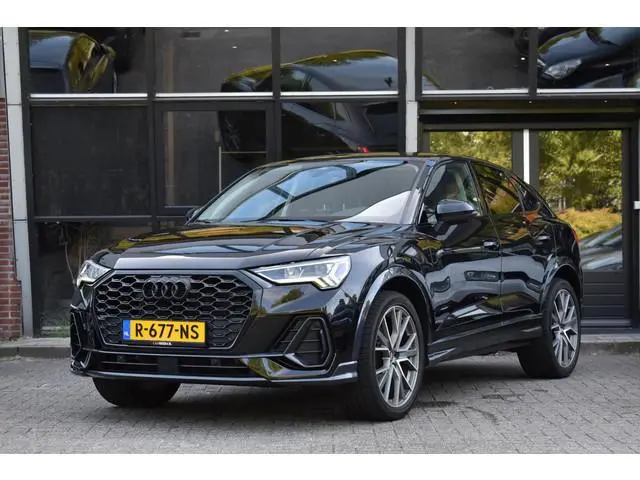 Audi Q3 Sportback 35 TFSI Mhev S Line ACC Lane D.Hoek Keyless Trekhaak