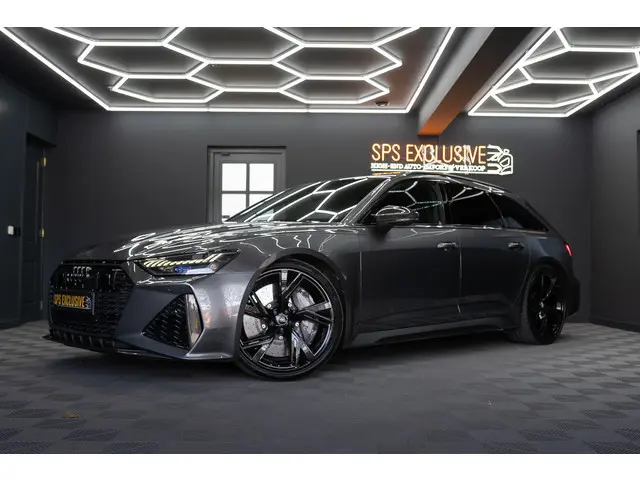 Audi A6 Avant RS 6 TFSI quattro / B&O 3d./ Milltek / Keramisch / Pano / Carbon / Softcl. / 360 cam /...