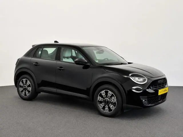 Fiat 600 1.2 Hybrid Icon Wireless CarPlay Stoelverwarming Cruise Control PDC+Camera achter Full  LED...