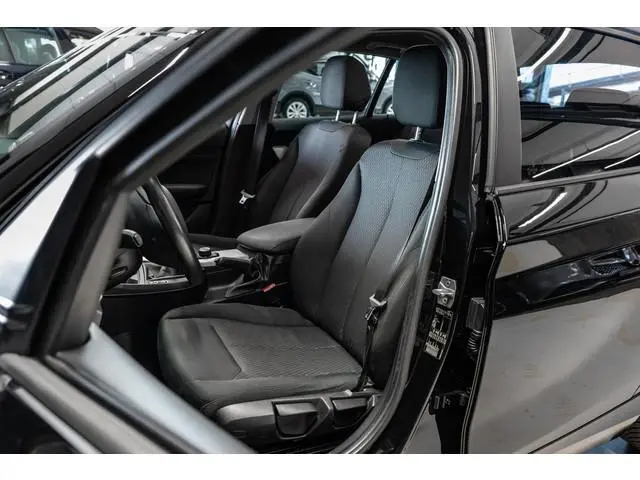 BMW 1-serie 116i Centennial Executive Stoelverwarming | Cruise Control