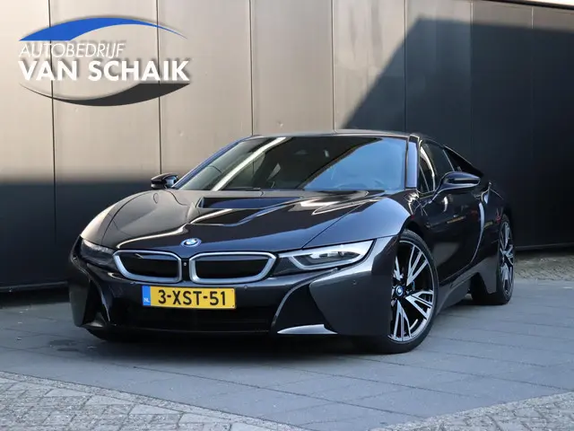 BMW i8 1.5 First Edition | HEAD-UP | LEDER | H&K | CAMERA | NAVI | STOELVERW. |