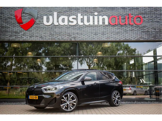BMW X2 sDrive20i Business Edition , M-Sport, Panoramadak, Head-up display, BMW-Led