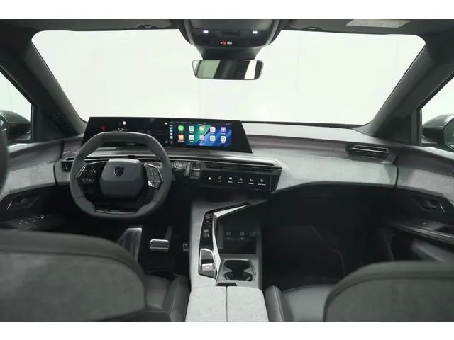 Peugeot e-3008