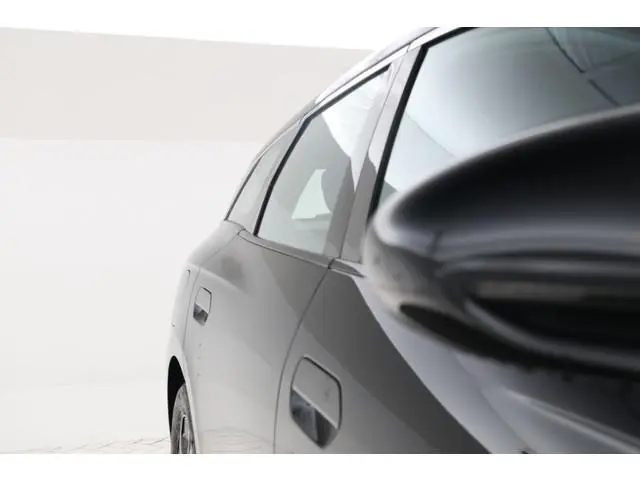 BYD SEAL