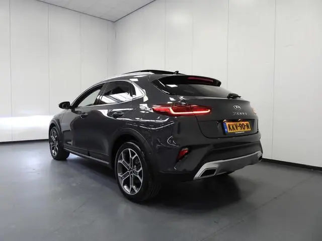 Kia XCeed 1.6 GDi PHEV Plug-In ExecutiveLine LEER/SCHUIFDAK/LED/18"LMV!