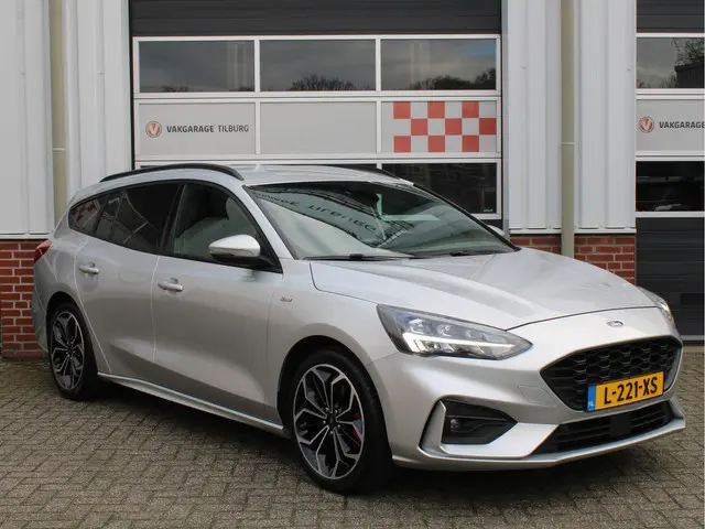Ford Focus Wagon 1.5 EcoBoost 150pk ST Line X Business AUTOMAAT /1e EIG/Winterpack/B&O/Digidash/Adap...
