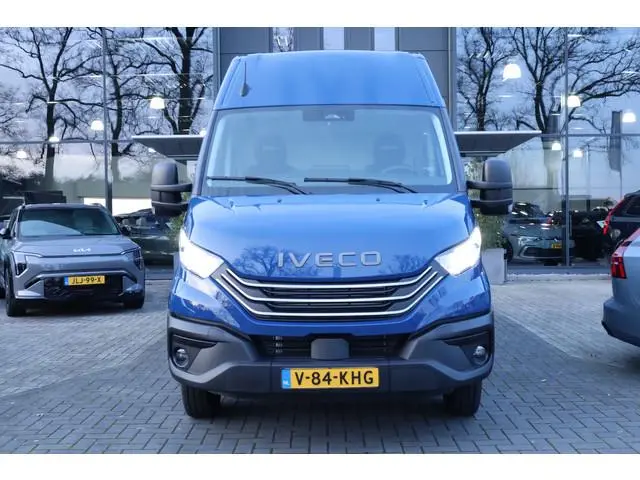 Iveco Daily 50C21HA8 Automaat | Dubbel lucht | 210pk | 5200kg | 2x Schuifdeur | 2x stoel | Camera |...