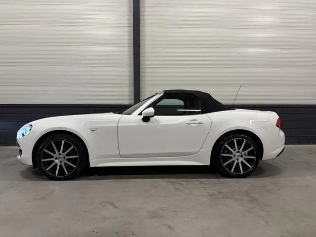 Fiat 124 Spider