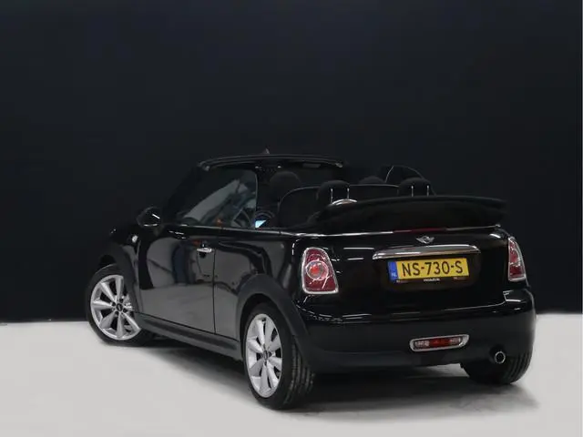 MINI Cabrio 1.6 Cooper Chili [CRUISE CONTROL, STOELVERWARMING, CLIMATE CONTROL, MULTIFUNCTIONEEL STU...