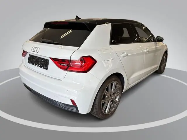 Audi A1 Sportback 25 TFSI 95pk S-Tronic Advanced Edition · Apple/Android Car Play · 17"Velgen · Clim...