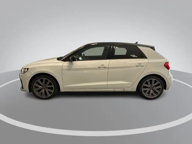 Audi A1 Sportback 25 TFSI 95pk S-Tronic Advanced Edition · Apple/Android Car Play · 17"Velgen · Clim...