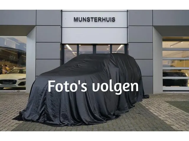 Land Rover Range Rover 4.4 P530 SV MHEV | British Racing Green | Massage stoelen |