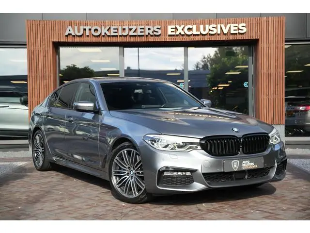 BMW 5-serie 540i xDrive High Executive M Pakket Head Up CarPlay