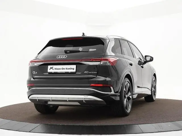 Audi Q4 e-tron 40 S edition 204pk / 77 kWh · SOH 97,4% · Panoramadak · Camera · Head-Up Display · St...