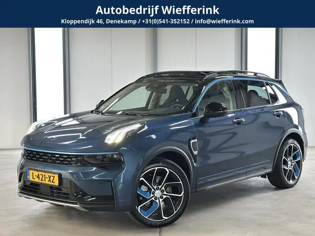 Lynk & Co 01 1.5 PHEV 261pk | Trekhaak, 1800kg | Elek. panodak |
