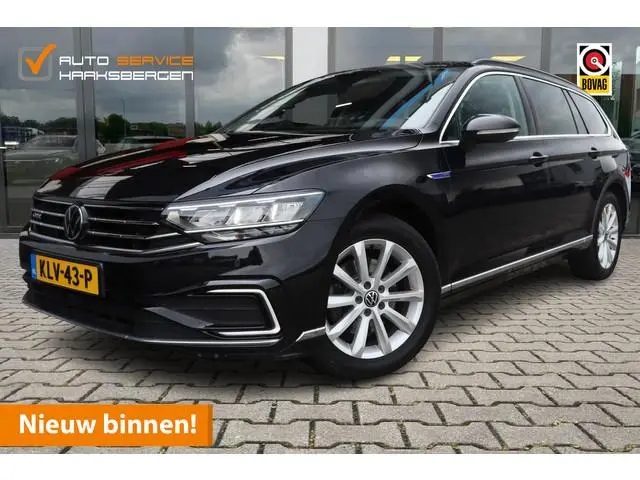 Volkswagen Passat Variant 1.4 TSI PHEV GTE Business | Trekhaak | Camera | ACC |