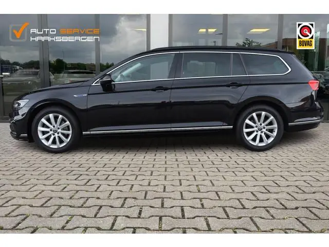 Volkswagen Passat Variant 1.4 TSI PHEV GTE Business | Trekhaak | Camera | ACC |
