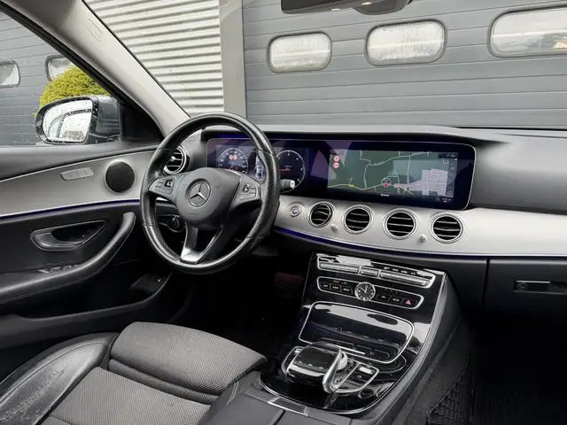 Mercedes-Benz E-klasse 220 d Lease Edition | Camera | Head-Up | Widescreen | Sfeerverlichting | Navi...