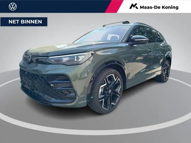 Volkswagen Tiguan 1.5 eHybrid 272pk DSG R-Line Edition · Panoramadak · Inklap. Trekhaak · Harman Kar...