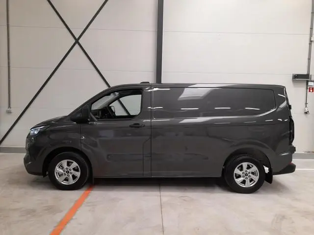 Ford Transit Custom 300 2.0 TDCI L2H1 Trend Nieuw Model Navi Cruise Camera Parkeersensoren Trekhaak