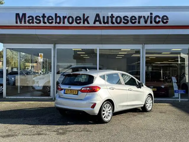 Ford Fiesta 1.0 EcoBoost Titanium Staat in Hardenberg