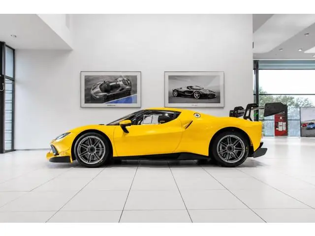 Ferrari 296