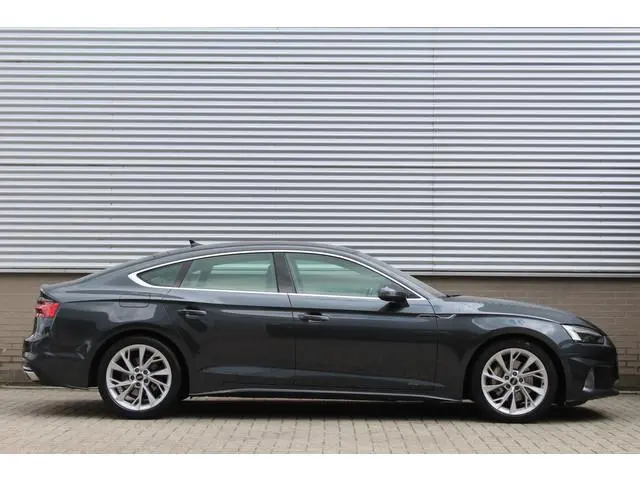 Audi A5 Sportback 40 TFSI S edition | Virtual | Massage | Camera | BLIS