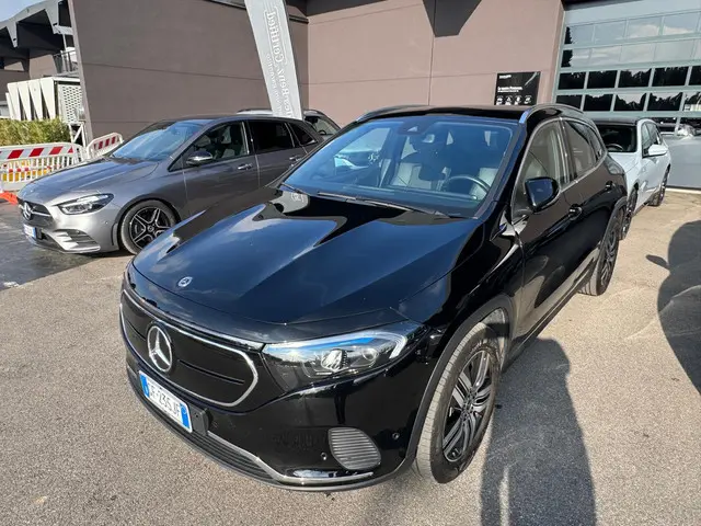 Mercedes-Benz EQA 250 Business Line 67 kWh Advanced  Pakket, Premium pakket, rij-assistentie pakket...