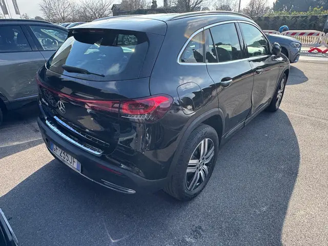 Mercedes-Benz EQA 250 Business Line 67 kWh Advanced  Pakket, Premium pakket, rij-assistentie pakket...