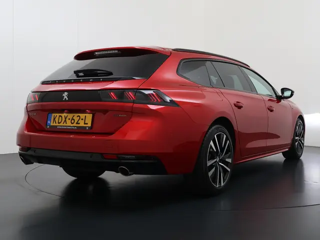 Peugeot 508