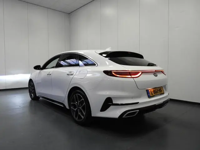 Kia ProCeed 1.0 T-GDI GT-Line NAVI/CAMERA/VIRTUAL/LED/17"LMV!