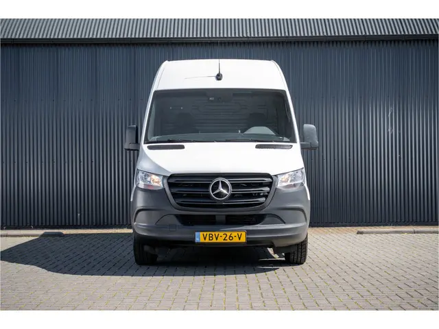 Mercedes-Benz Sprinter 311 CDI L2H2 | Volledig Ingericht | Mbux | Camera | Navi | Climatronic