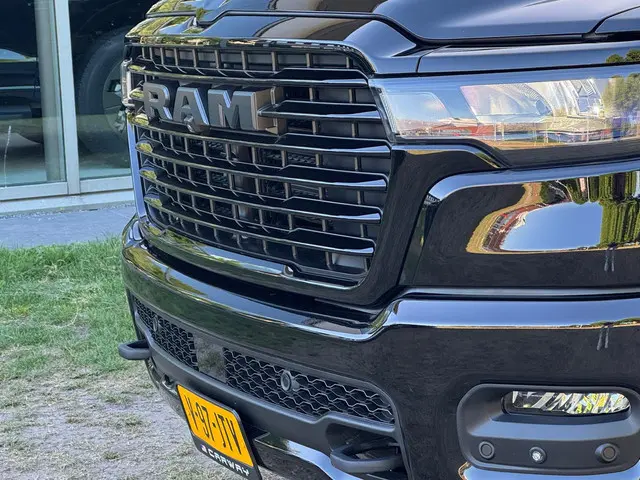 Dodge Ram 1500 2025 Laramie full spec. luchtvering, Pano, pass.scherm