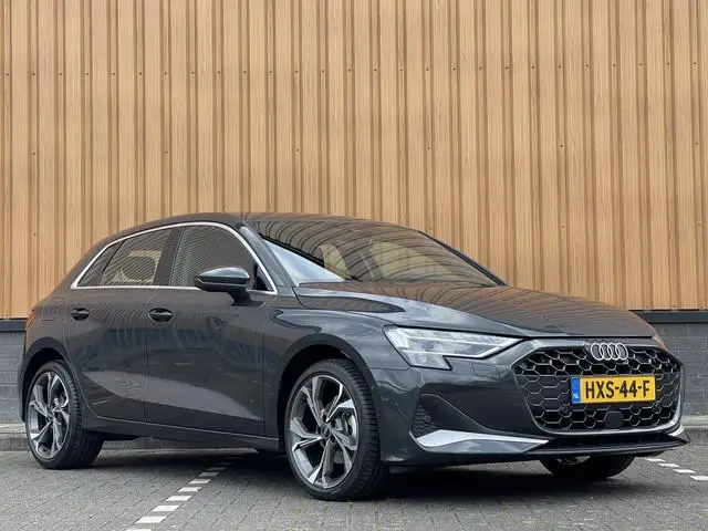Audi A3 Sportback 30 TFSI Advanced edition | Apple Carplay | LED | Adaptieve Cruise Control | Camera...
