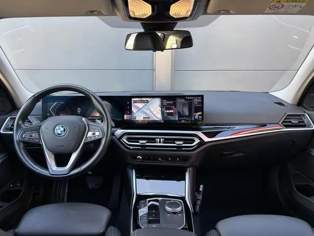 BMW 3-serie Touring 320e / Geen Import / 100% BMW Onderhoud