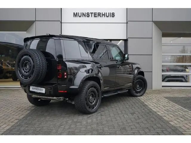 Land Rover Defender 110 P300e 110 X-Dynamic SE | Schuif/Kantel Dak | Verwarmde voorstoelen | Heritag...