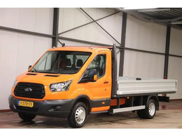 Ford Transit OPEN LAADBAK DUBBELLUCHT Ford Transit met nieuwe NIEUWE MOTOR OPEN LAADBAK DUBBELLUCHT...