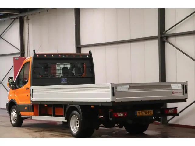 Ford Transit OPEN LAADBAK DUBBELLUCHT Ford Transit met nieuwe NIEUWE MOTOR OPEN LAADBAK DUBBELLUCHT...