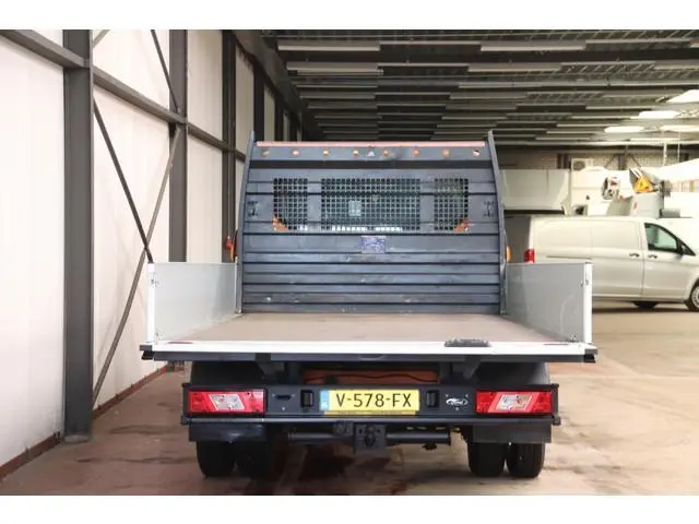 Ford Transit OPEN LAADBAK DUBBELLUCHT Ford Transit met nieuwe NIEUWE MOTOR OPEN LAADBAK DUBBELLUCHT...