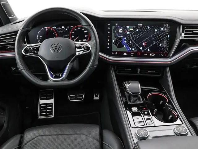 Volkswagen Touareg 3.0 TSi 462pk DSG eHybrid 4MOTION R · SOH 96.9% · Panoramadak · 360 Camera · Luch...