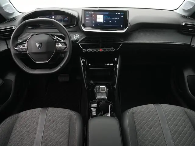 Peugeot e-208 Allure 51 kWh | Carplay | Private lease 489 pm