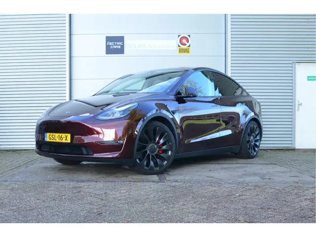 Tesla Model Y Performance AWD 75 kWh Trekhaak (1.600kg), Enhanced AutoPilot4.0 Ryzen (twv 3.800,-)