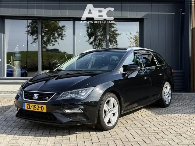Seat Leon ST 1.4 EcoTSI FR Business Intense Pano Apple Carplay BTW 2018 Benzine